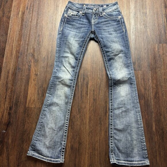 Miss Me Signature Boot Jeans Medium Wash Rhinestones Flap Pocket Women’s Size 24 - Picture 1 of 13